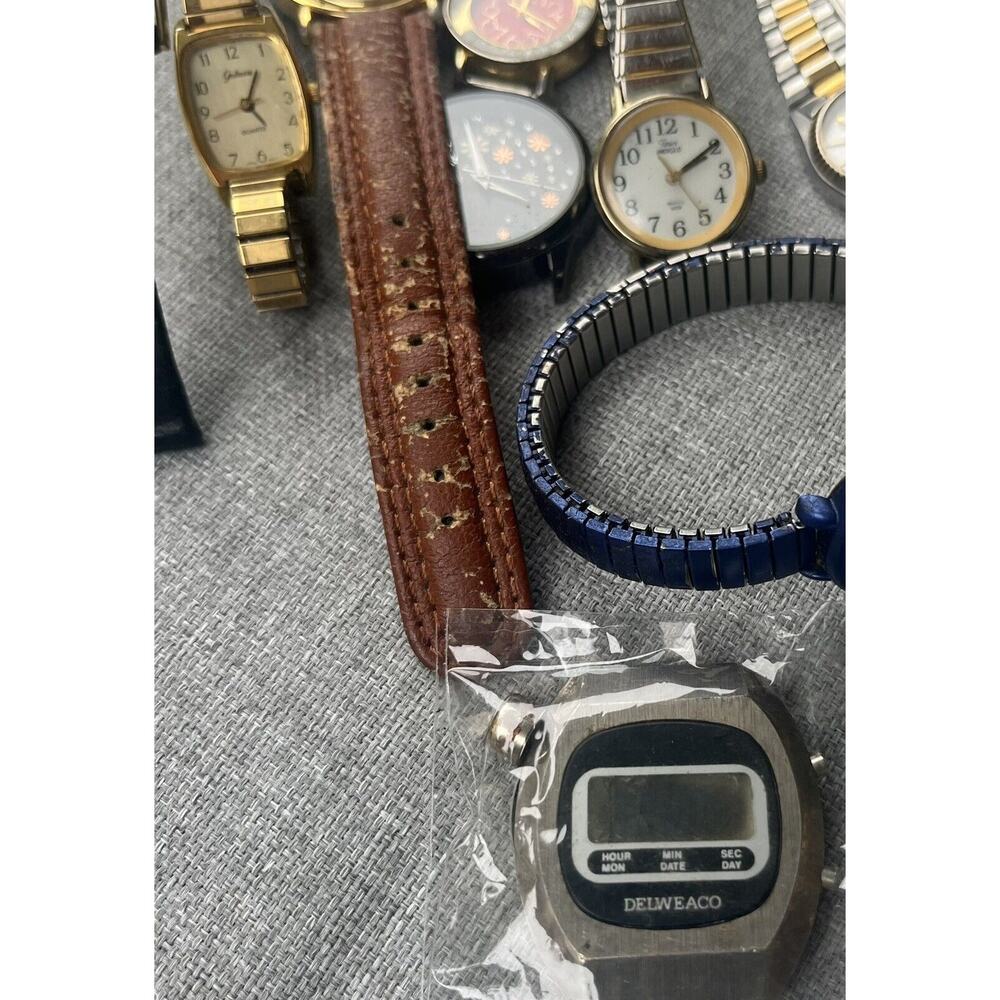 36 Assorted Mens & Womens Watches Untested Vintage Gold Silver Mix Tone Metal - Picture 6 of 12